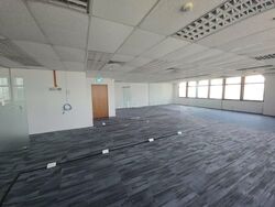 Peninsula Plaza (D6), Office #560452031